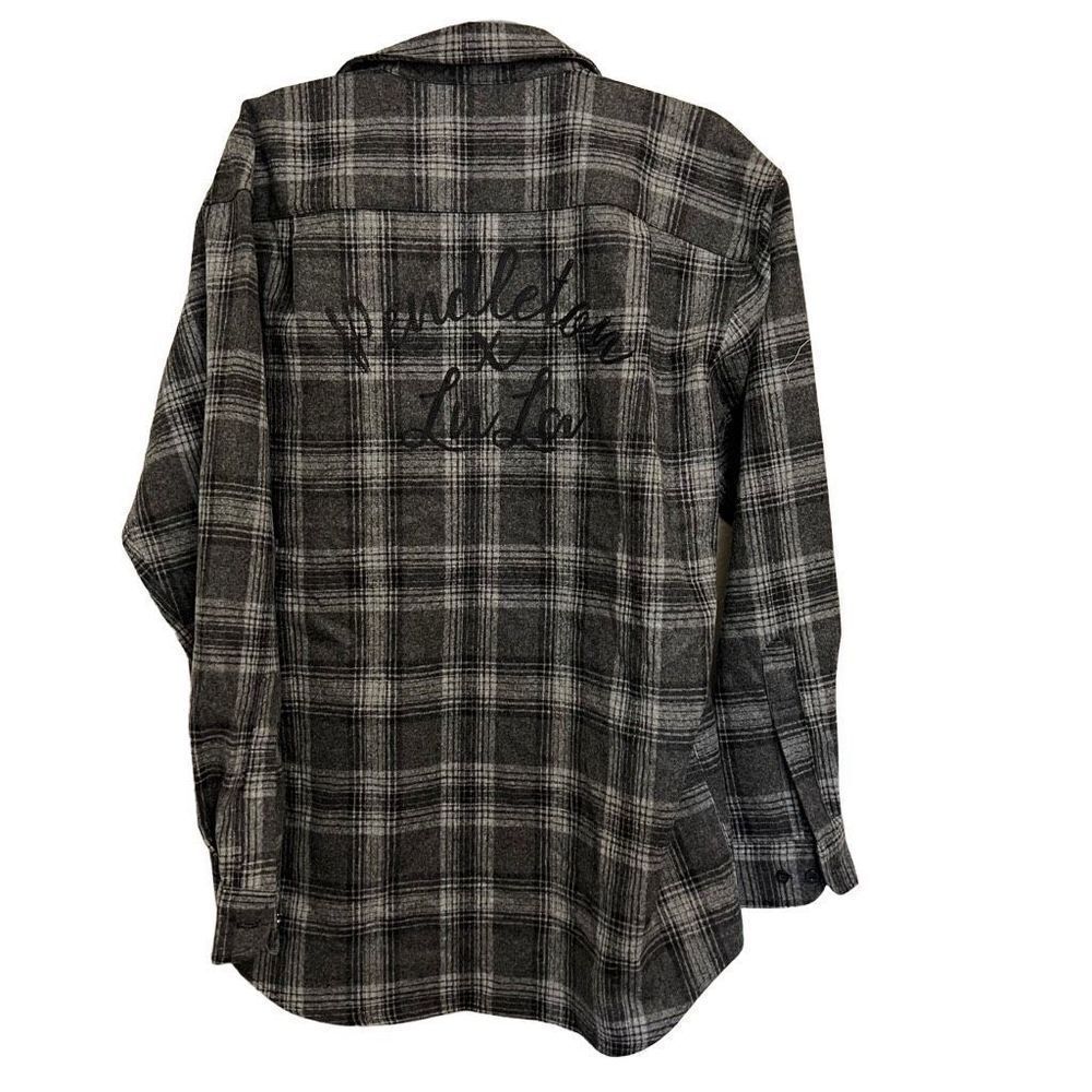 PENDLETON Virgin Wool Back & Gray Long Sleeve Flannel  Size Large